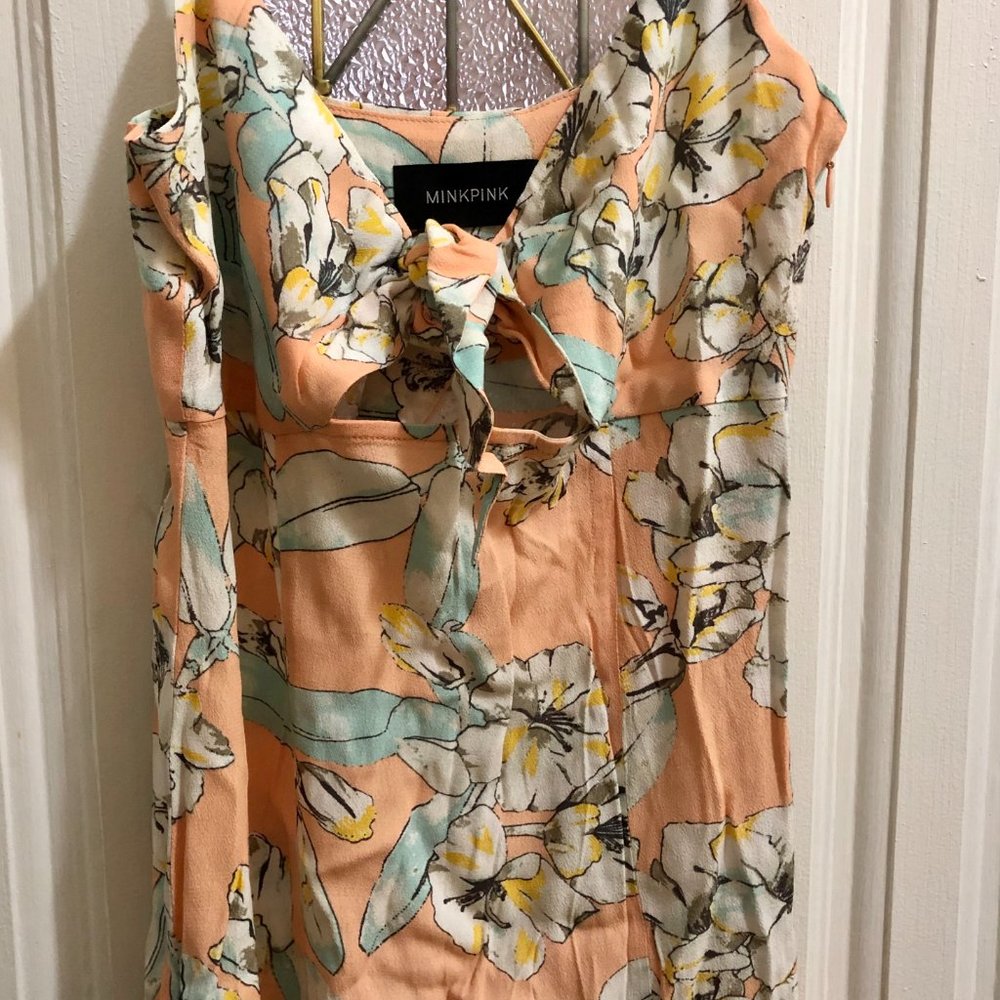 Minkpink floral dress - Picture 3 of 3